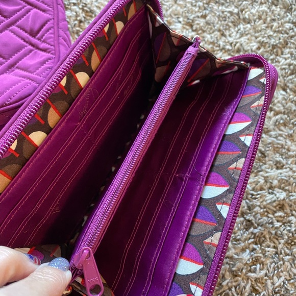 Vera Bradley crossbody purse and matching wallet - Picture 8 of 10